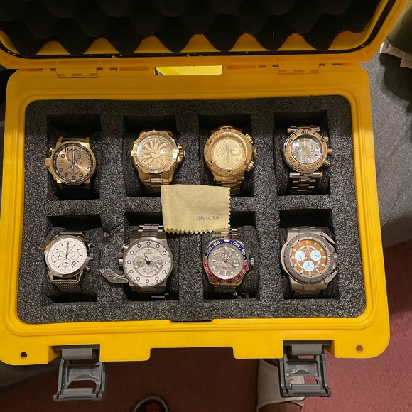 Invicta 8-slot Dive case - Picture 3 of 4